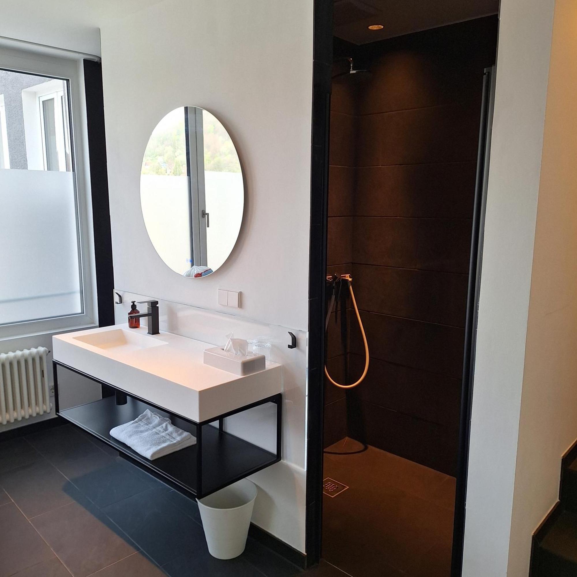 Bischoffs Hotel Бад Урах Екстериор снимка
